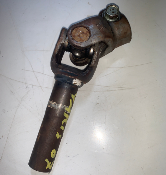 Cardan Dirección Toyota Yaris 2006 2010 Sport Belta