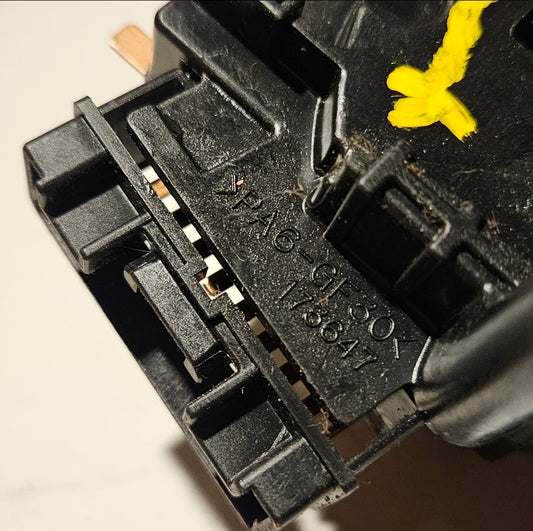 Conmutador Palanca Limpia Parabrisas Toyota Yaris 2001 Rav4