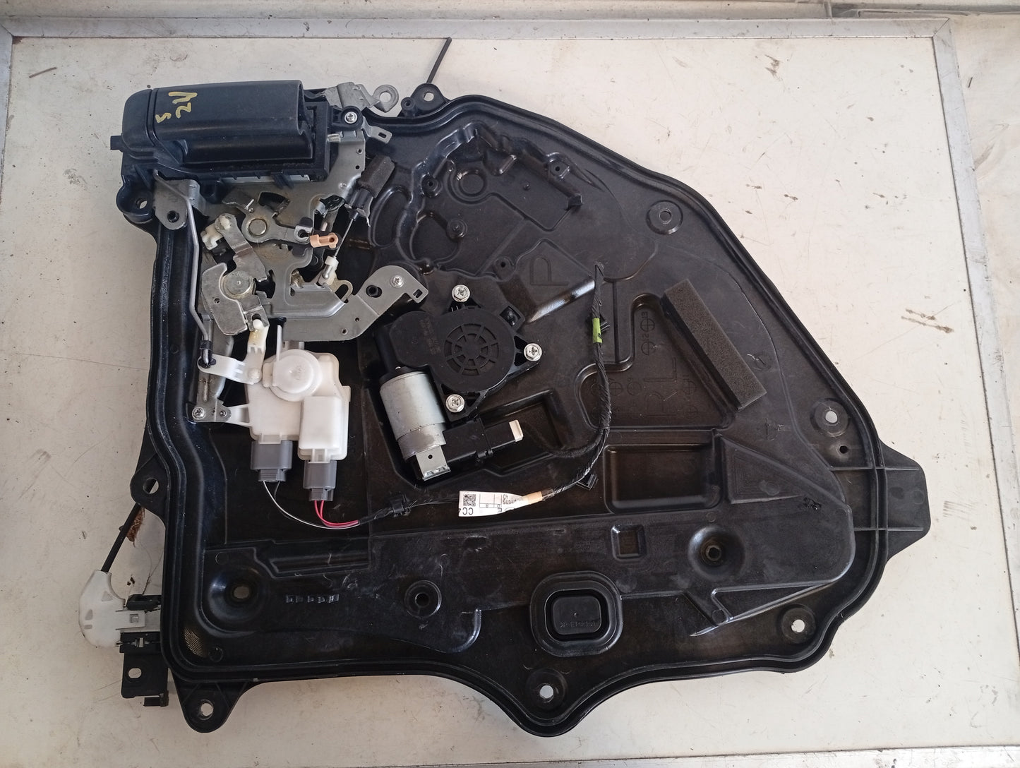 Tapa Puerta Manilla y Corneta Mazda5