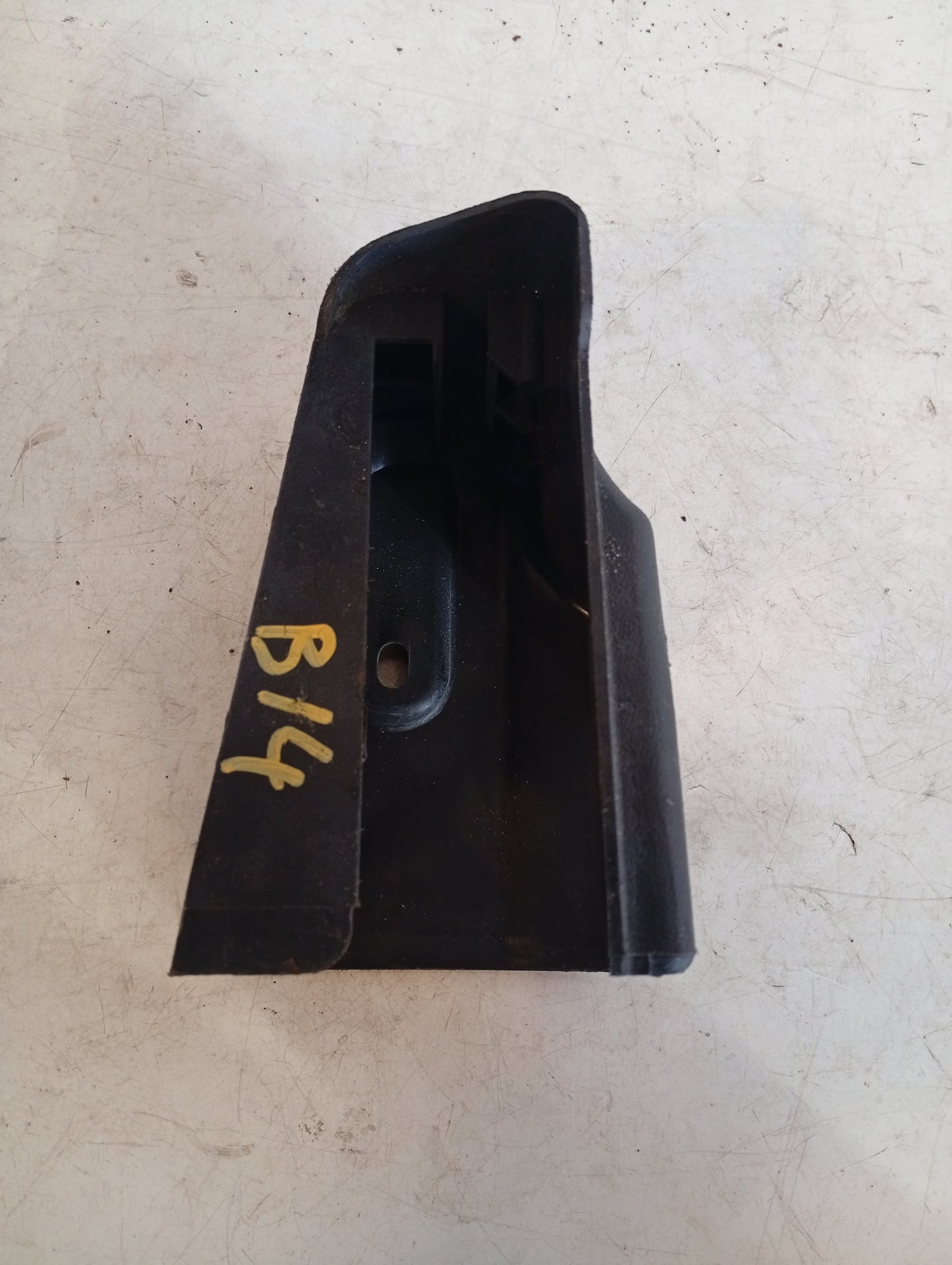 Tapa Tuerca Asiento Nissan Sentra B14