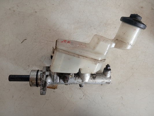 Bomba De Freno Toyota Rav4 2003 2008