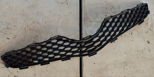 Parrilla Frontal Toyota Yaris 2009 2010 Sport Importado