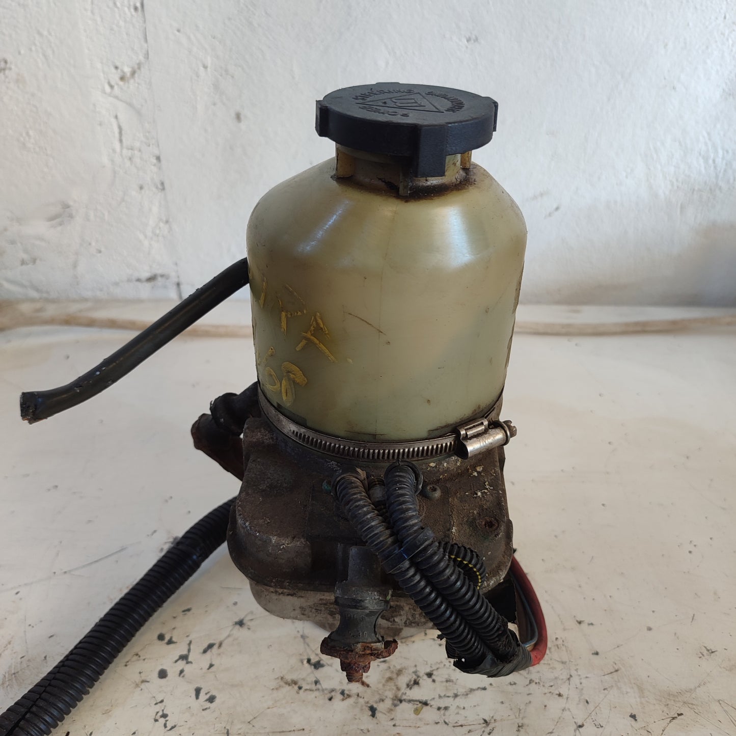 Bomba Direccion Hidraulica Chevrolet Astra