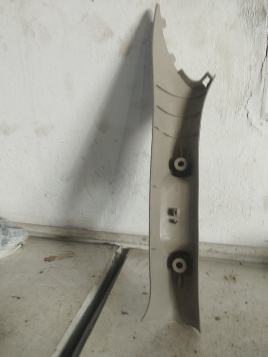 Embellecedor Paral Parabrisas Dodge Ram 2012