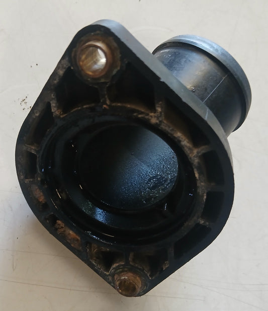 Toma Agua Plastica Jeep Liberty KJ 3.7