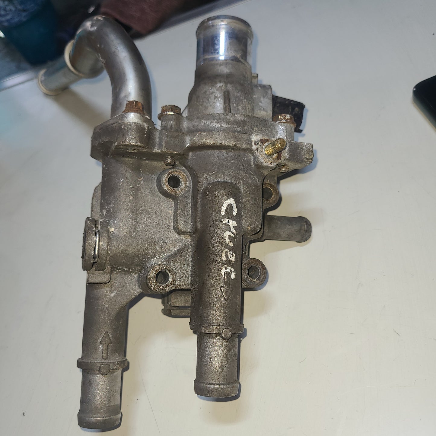 Toma De Agua Aluminio Chevrolet Cruze 1.8