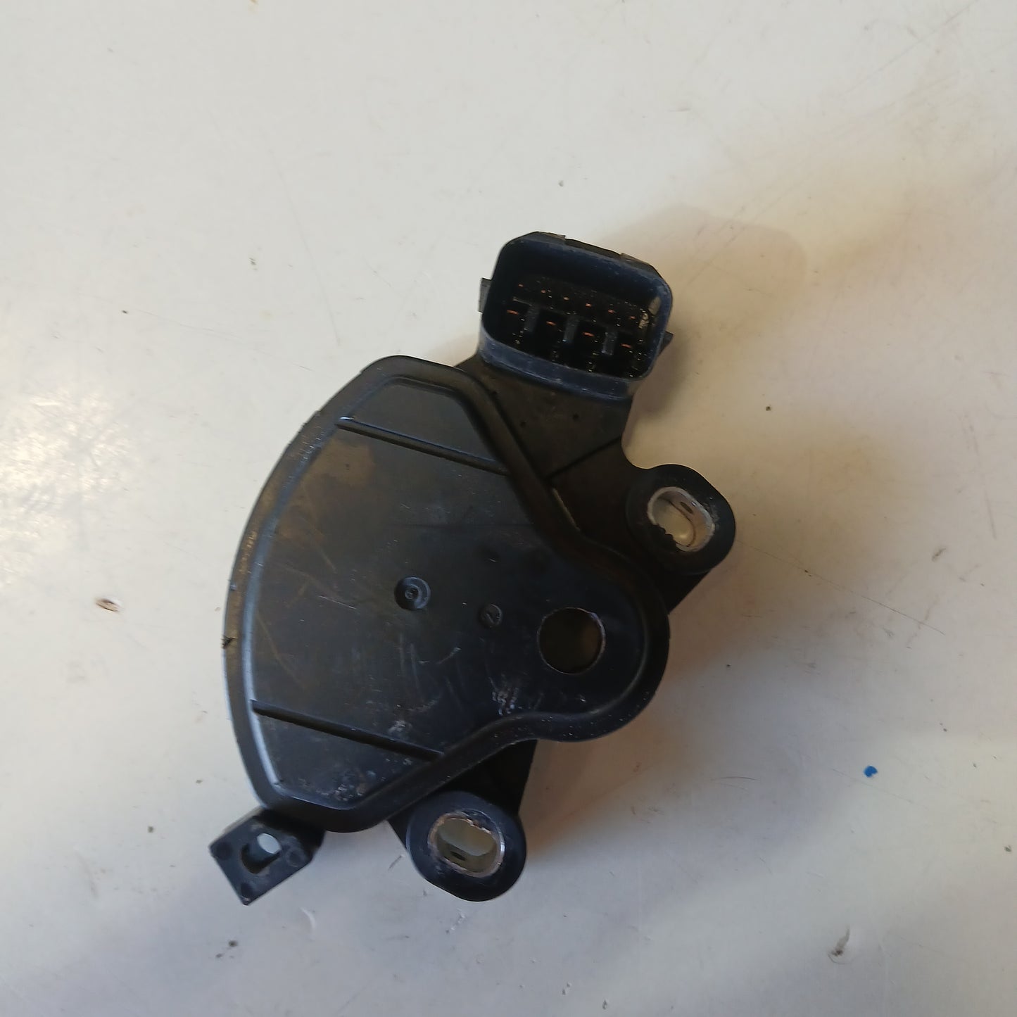 Sensor Caja Pare Neutro Hyundai Sonata 3.3