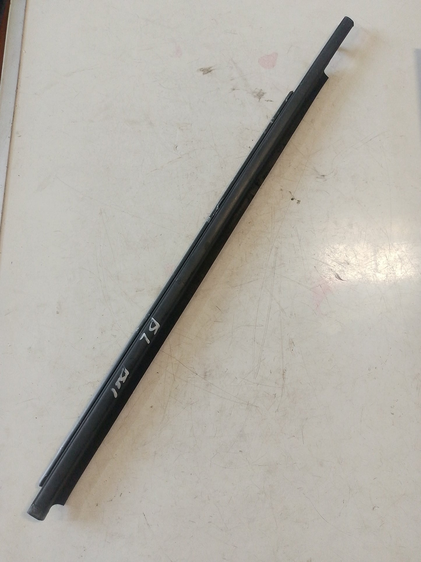 Cepillo Lamevidrio Toyota Yaris Belta Externo