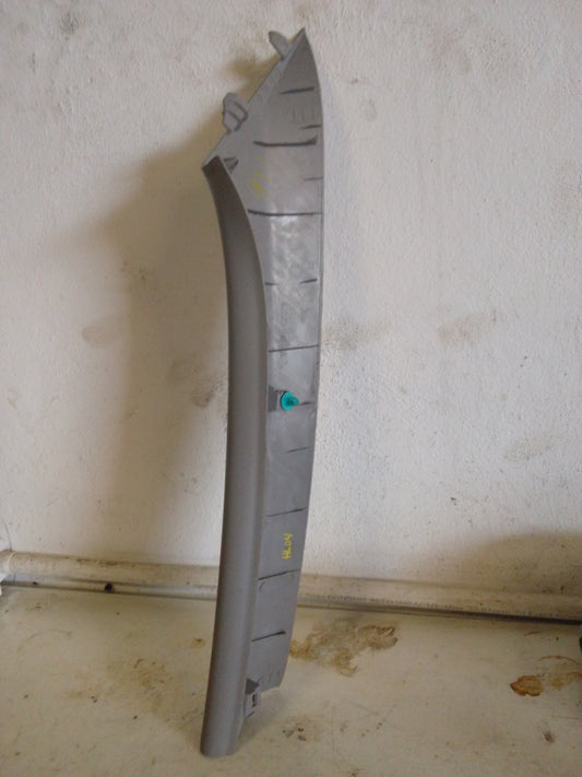 Embellecedor Paral Parabrisas Toyota Highlander 2004