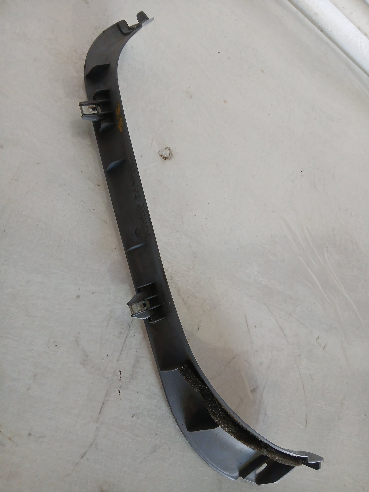 Moldura Interna Paral Puerta Trasera Toyota Sienna 1998 2003