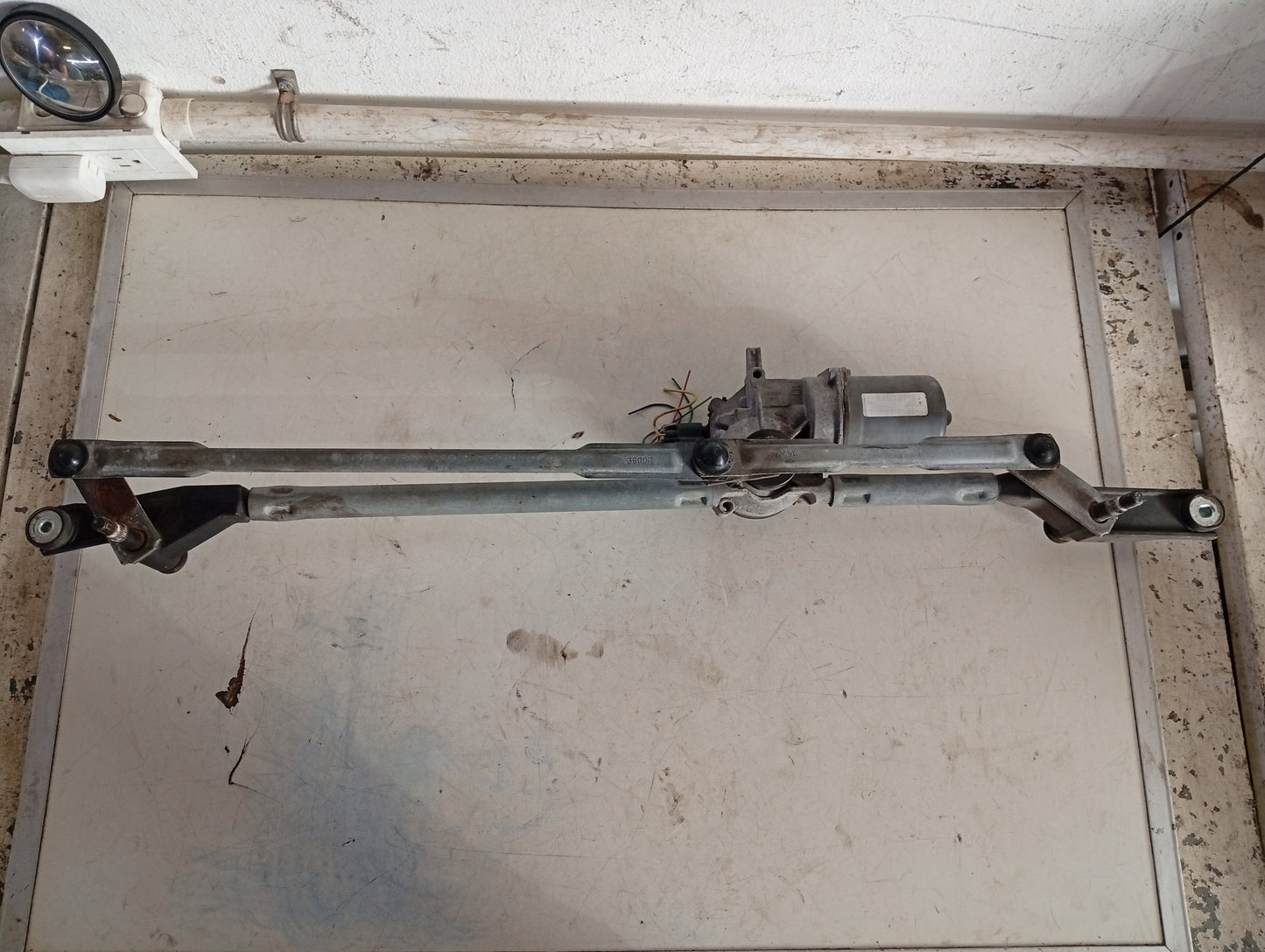 Motor Brazo Limpia Parabrisa Chevrolet Tahoe 2007