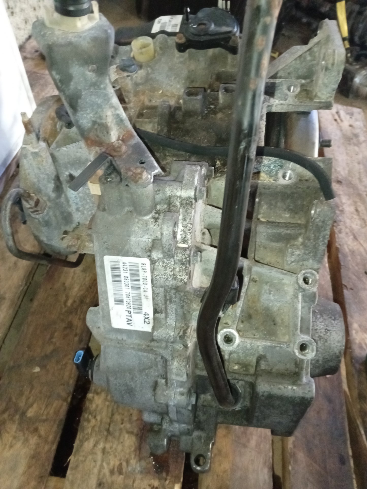 Caja Ford Escape 2006 2008 4X2