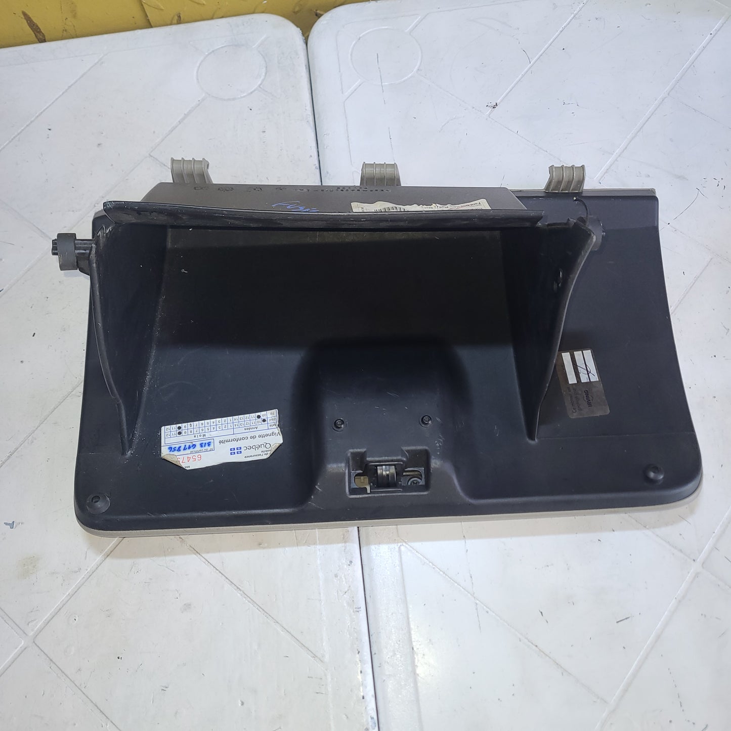 Guantera Tablero Rejilla Ford Fusion Original