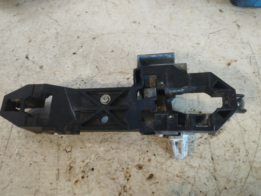Base Manilla Externa Nissan Tiida