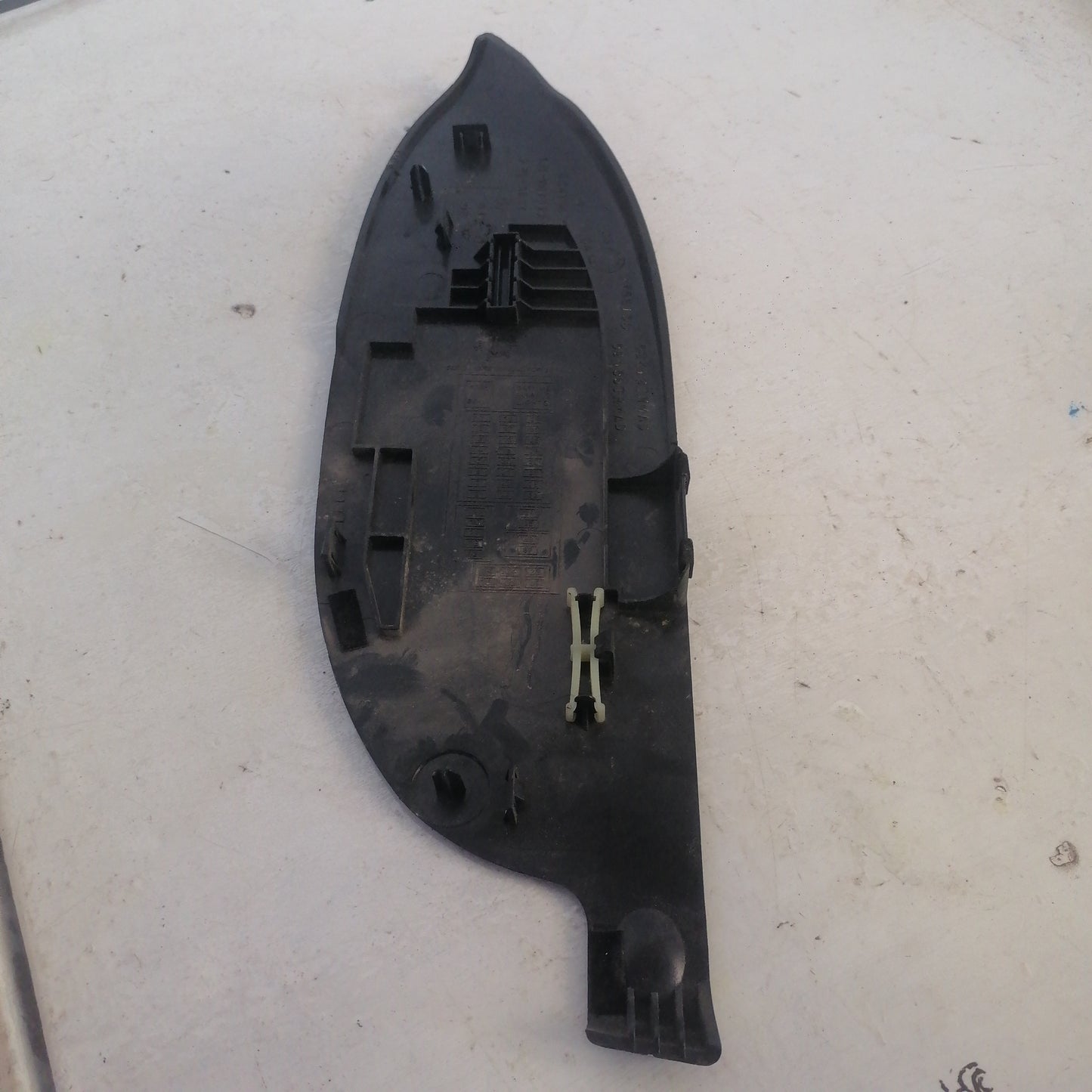 Tapa Lateral Tablero Jeep Liberty KJ 2002 2006