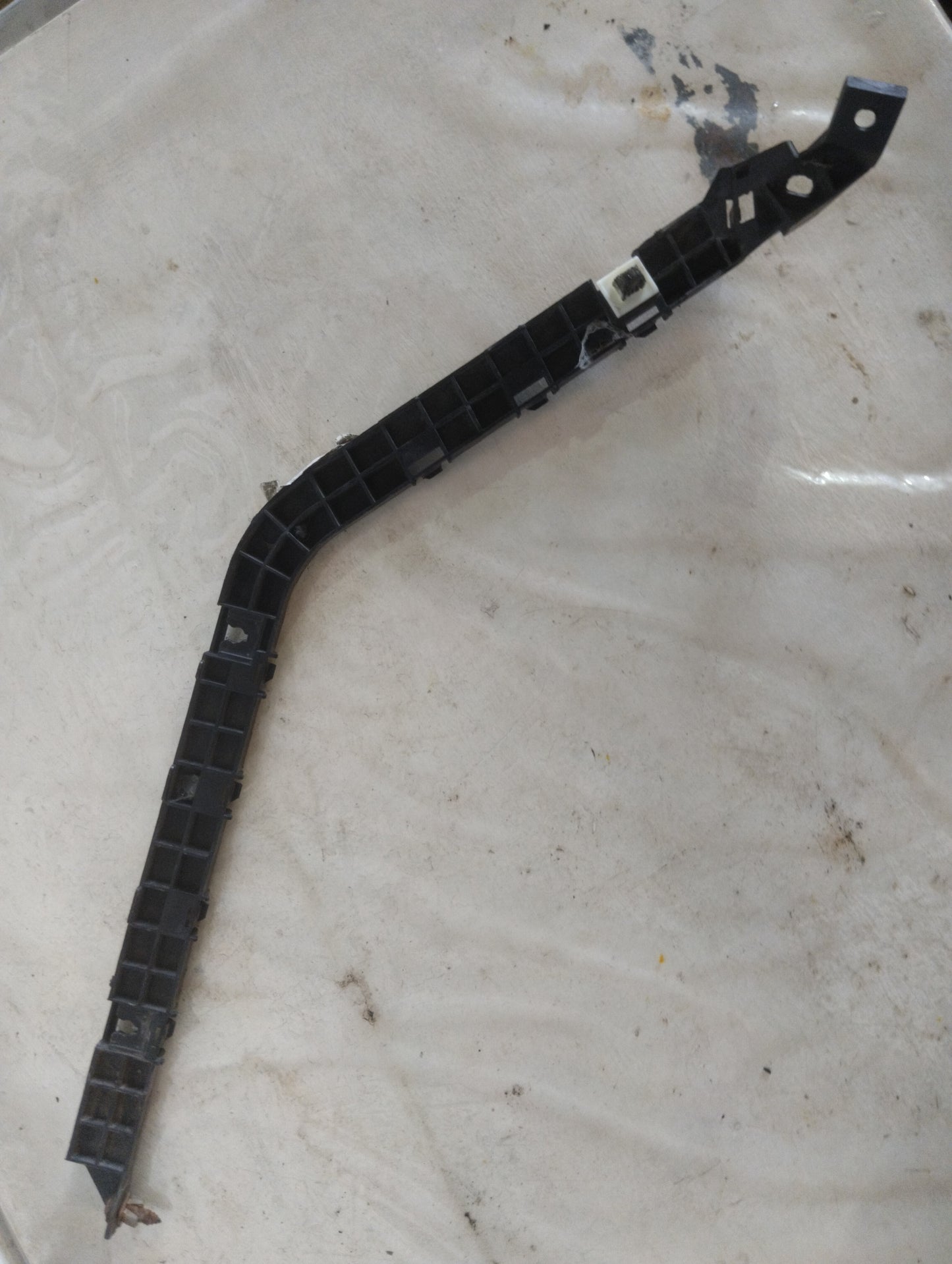 Base Parachoque Trasero Soporte Guia Honda Odyssey 2005 2010
