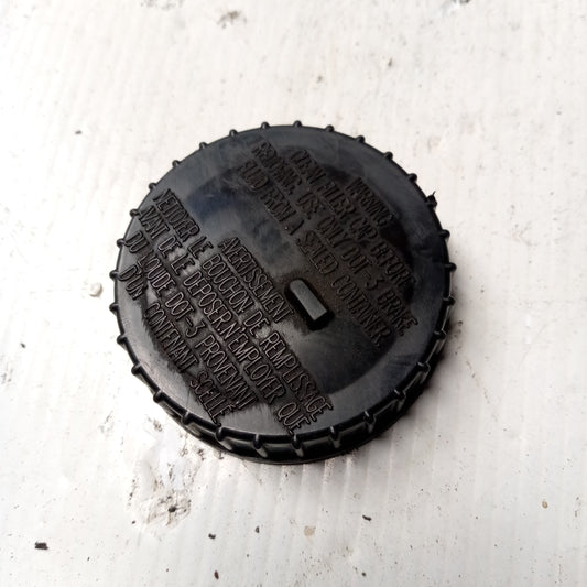 Tapa Envase Liga Bomba Chevrolet Aveo Original