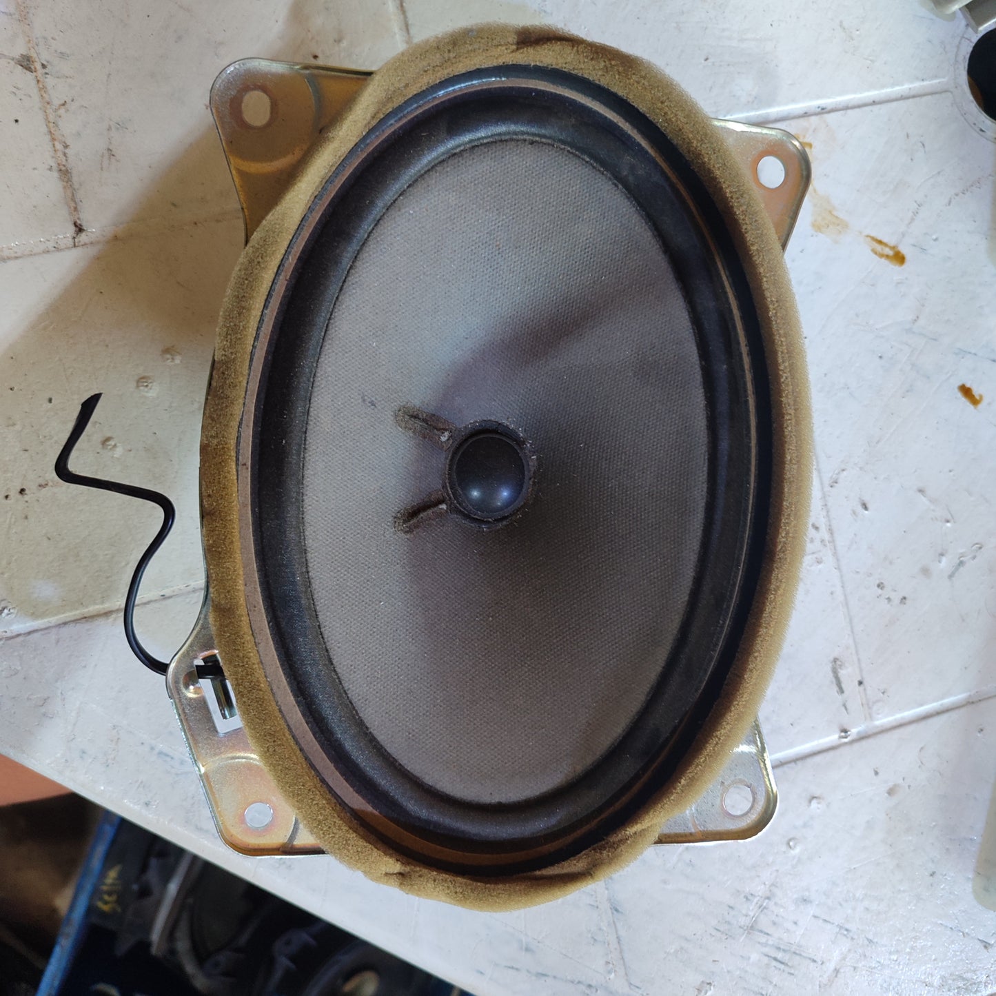 Speaker Corneta Maleta Toyota Yaris Belta 2008 2010