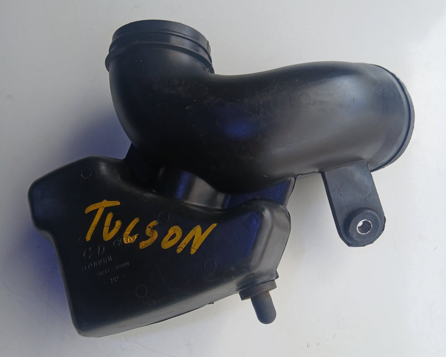 Caja Resonador Hyundai Tucson 2005 2010
