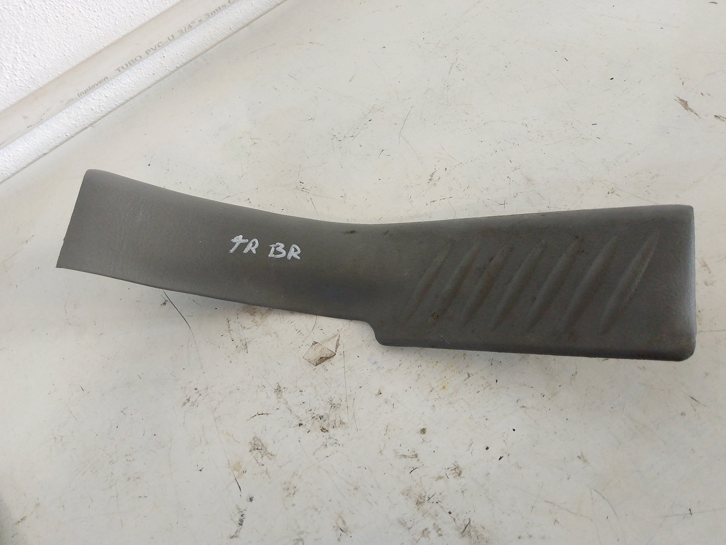 Pisa Pie Trasero Chevrolet Triblazer