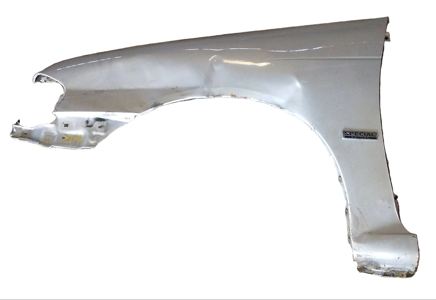 Guardafango Nissan Sentra B15 2005 2007