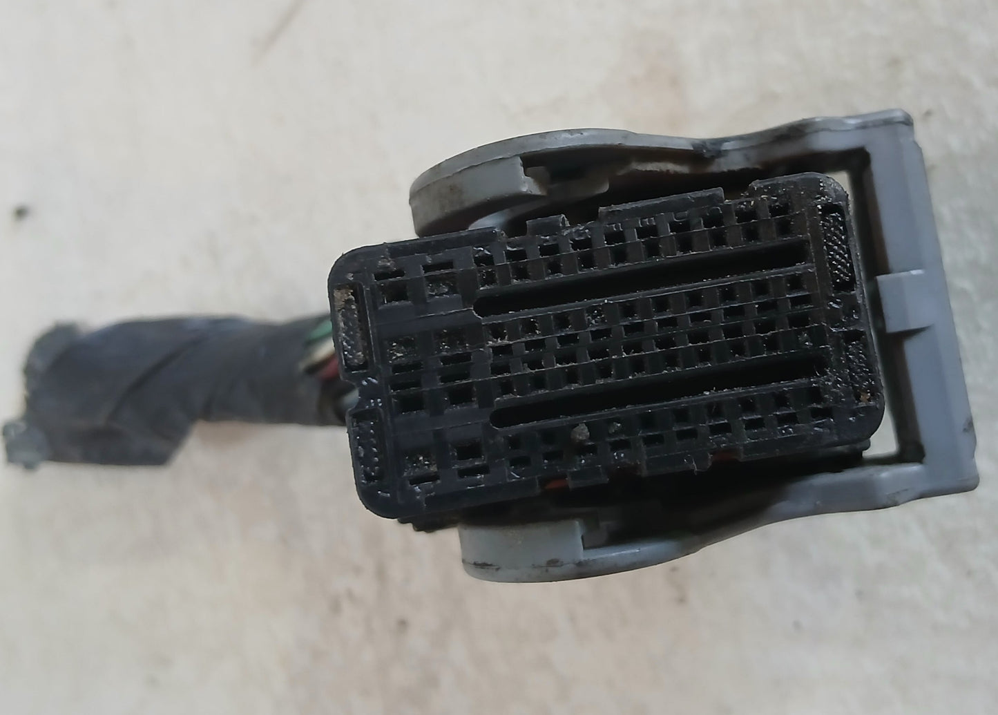 Conector Computadora Caja Nissan Sentra B16