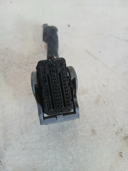 Conector Computadora Caja Nissan Sentra B16
