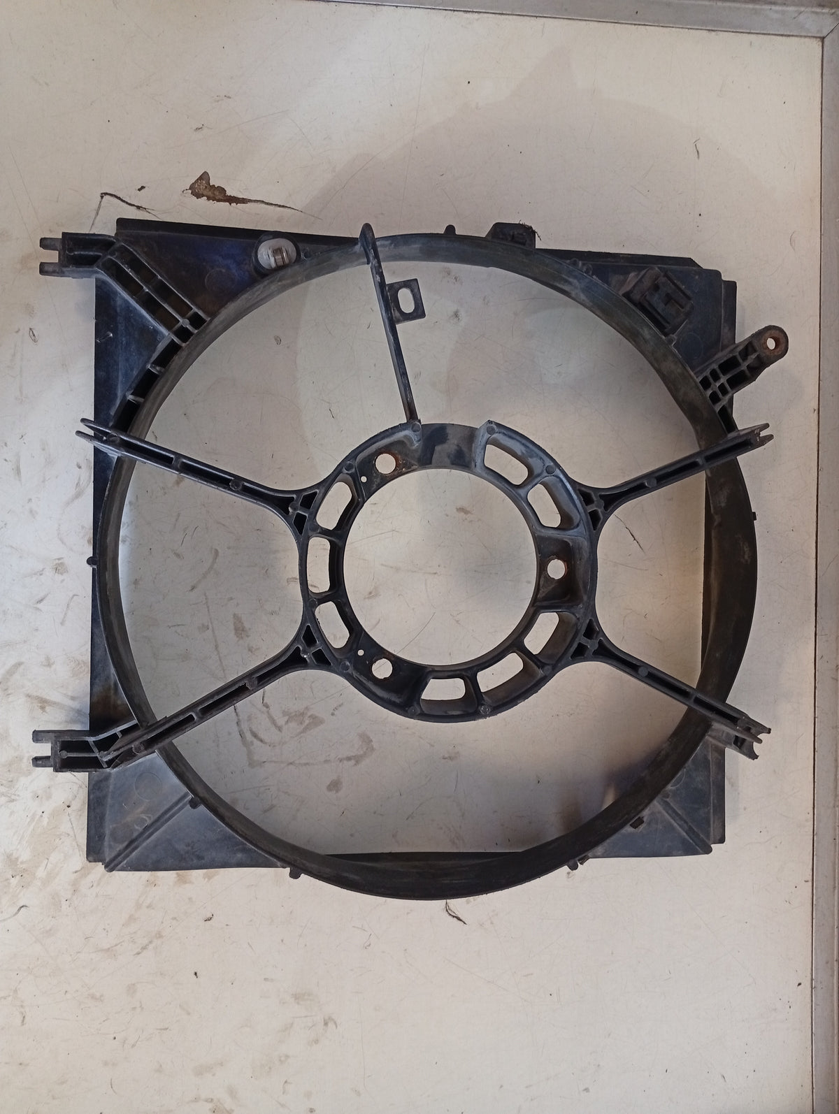 Carcasa Electroventilador Toyota Rav4 2001 2005