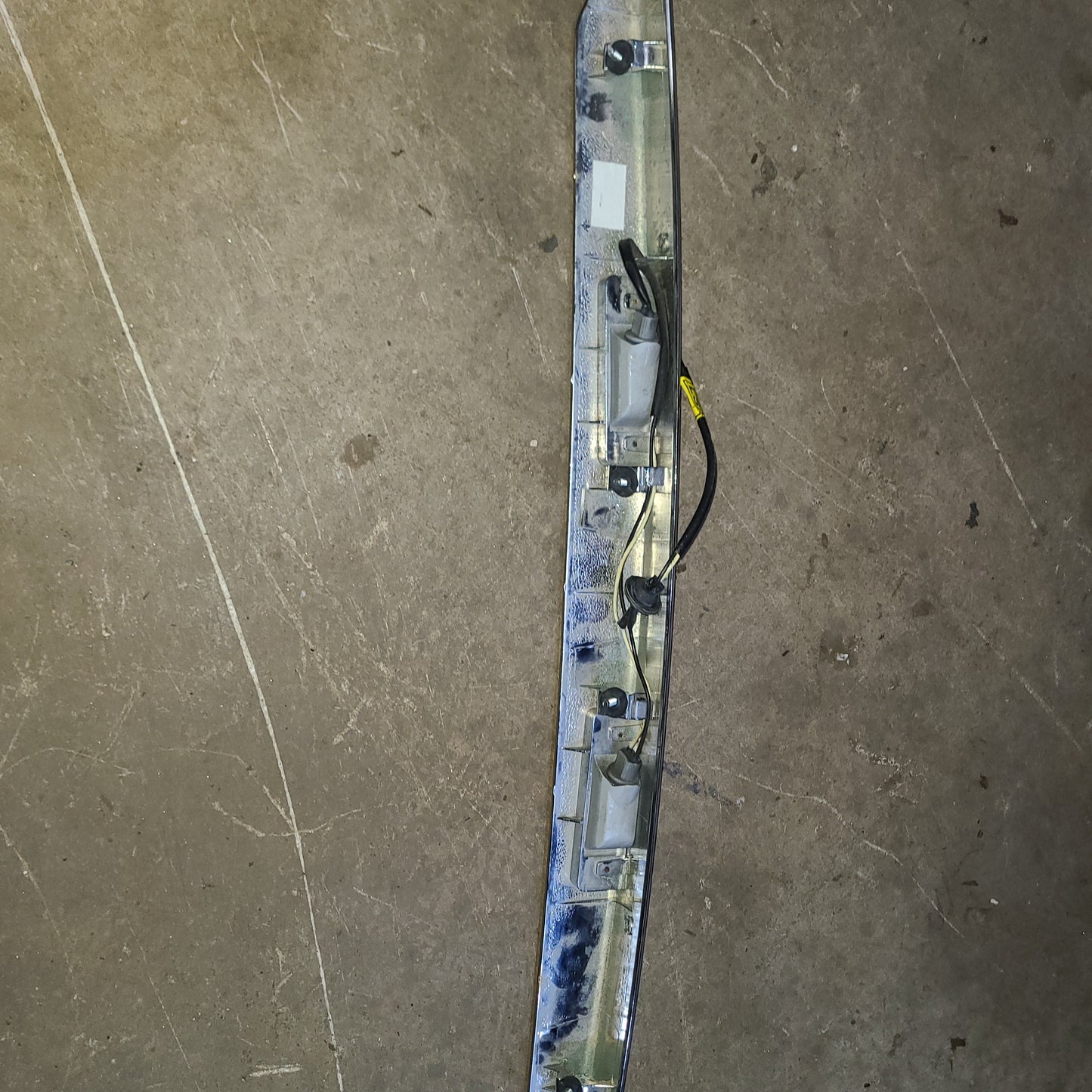 Platina Maleta Chevrolet Aveo 2011
