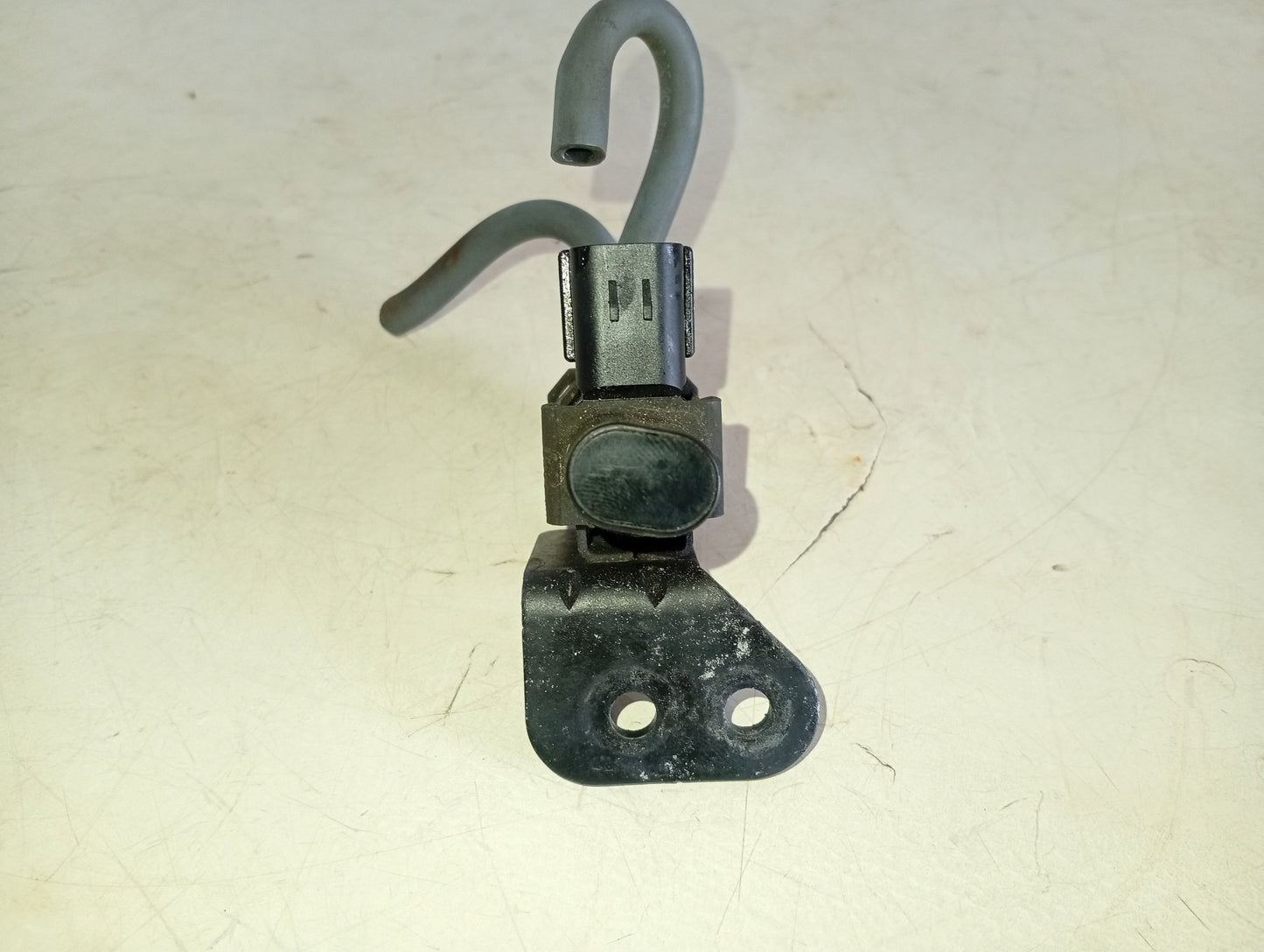 Valvula Solenoide Interruptor Vacio Kia Sportage 2.7