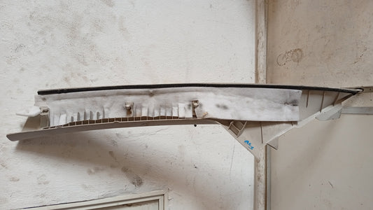 Embellecedor Paral Parabrisas Mazda5 2006 2010