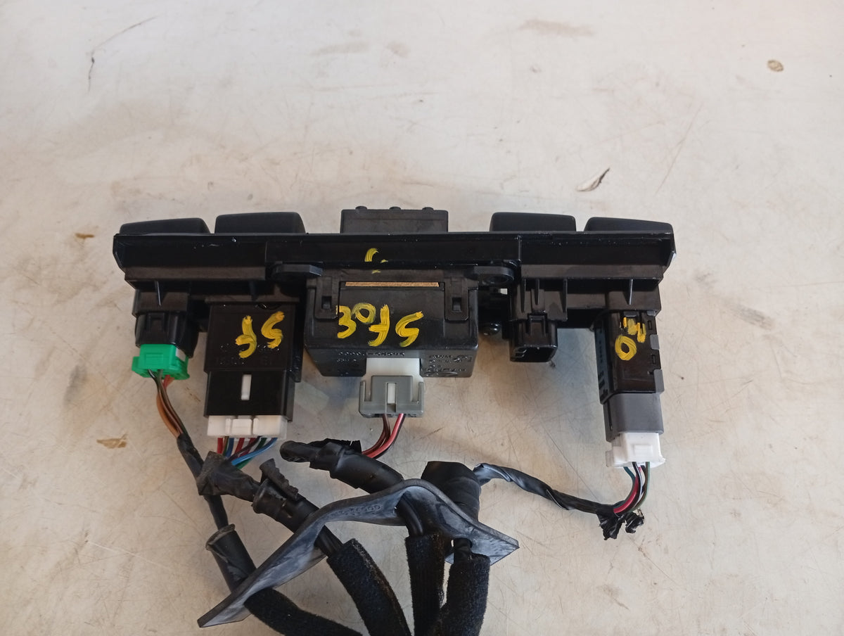 Reloj Boton Emergencia Hyundai Santa Fe 2000 2005