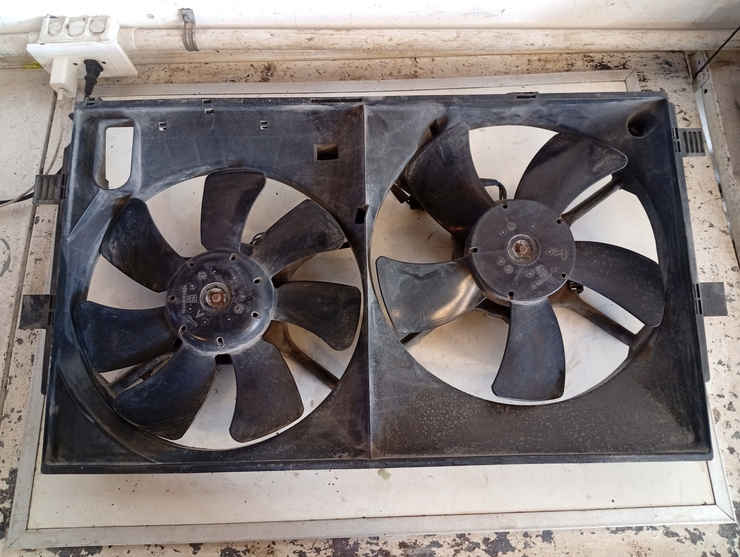 Electroventilador Doble Mitsubishi Outlander 3.0 2007 2013
