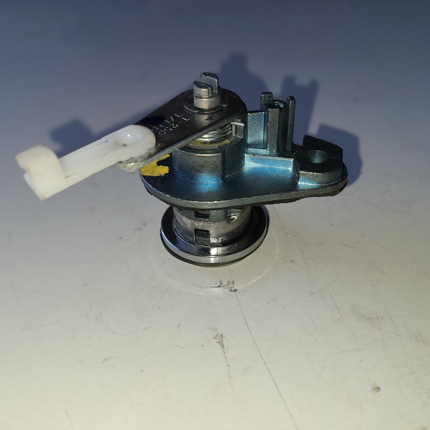 Cilindro Cerradura Maleta Chevrolet Aveo