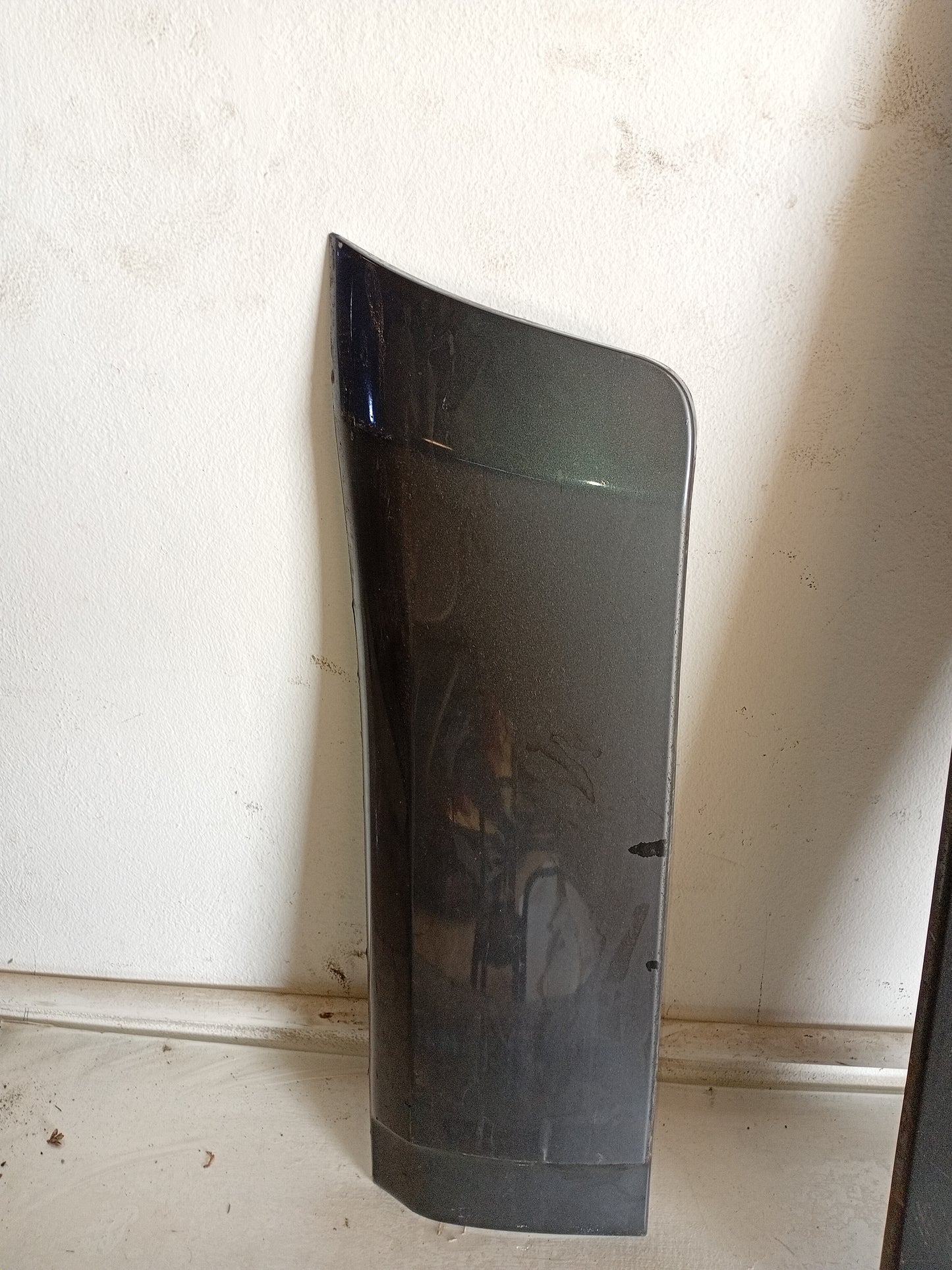 Platina Moldura Buche Hyundai Santa Fe 2001 2004