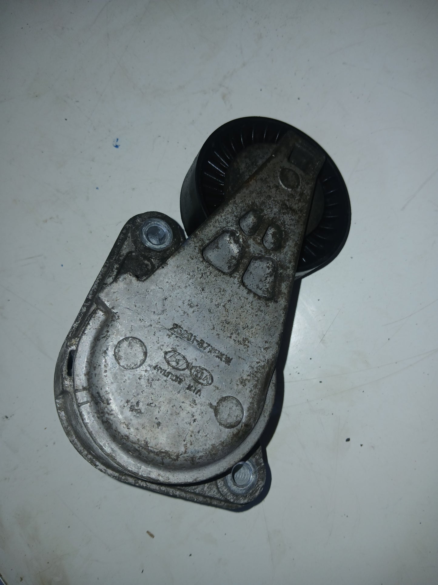 Polea Tensora Kia Sportage V6 2.7 2006 2010