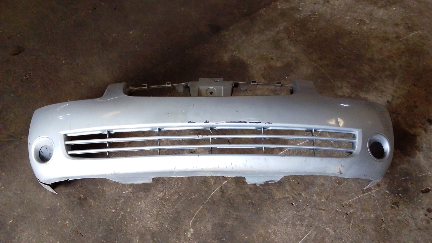 Parachoque Delantero Nissan Sentra B15 2005 2009