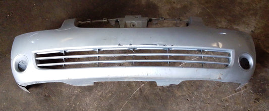 Parachoque Delantero Nissan Sentra B15 2005 2007