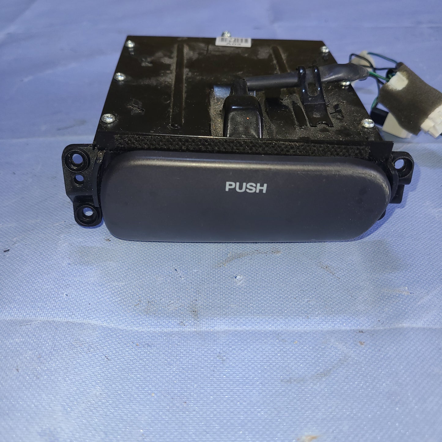 Cenicero Hyundai Elantra