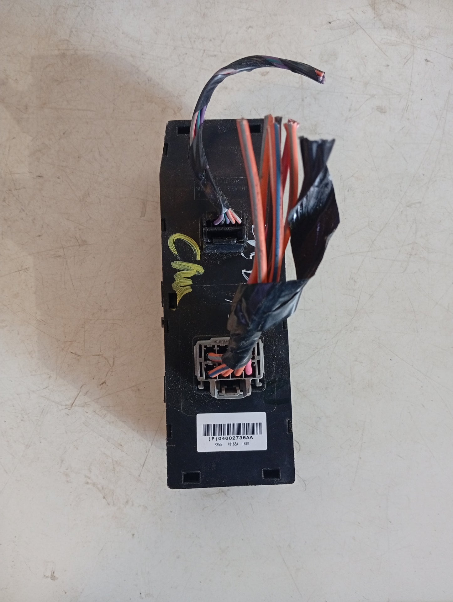 Mando Eleva Vidrio Dodge Charger 2007
