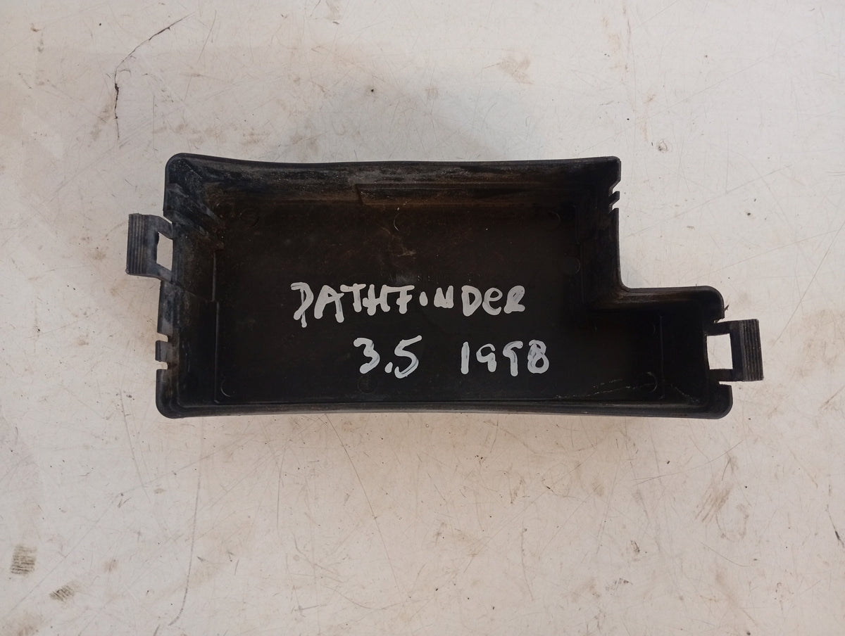 Tapa Fusilera Nissan Pathfinder 1998 2003 3.5