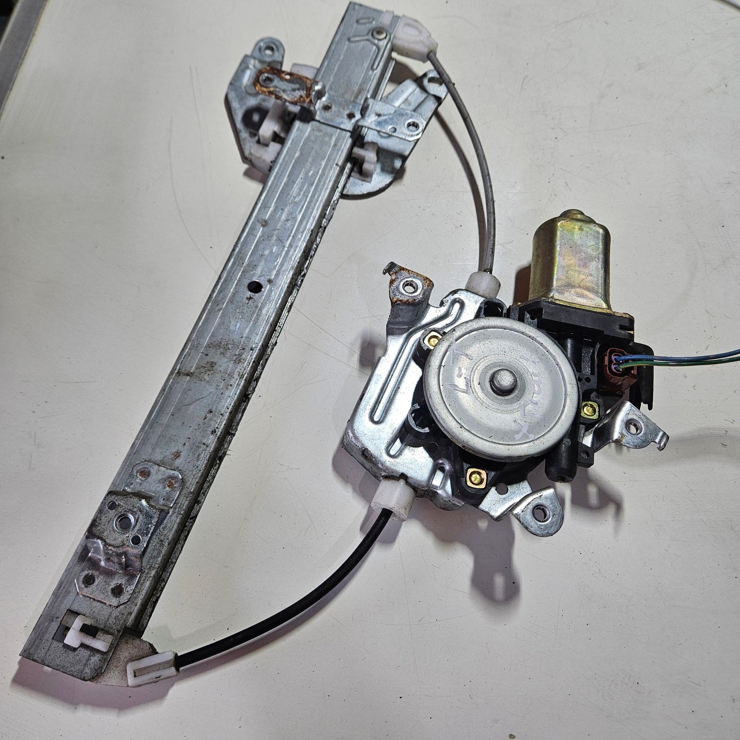 Motor Eleva Vidrio Nissan Xtrail Sentra B15 Tiida