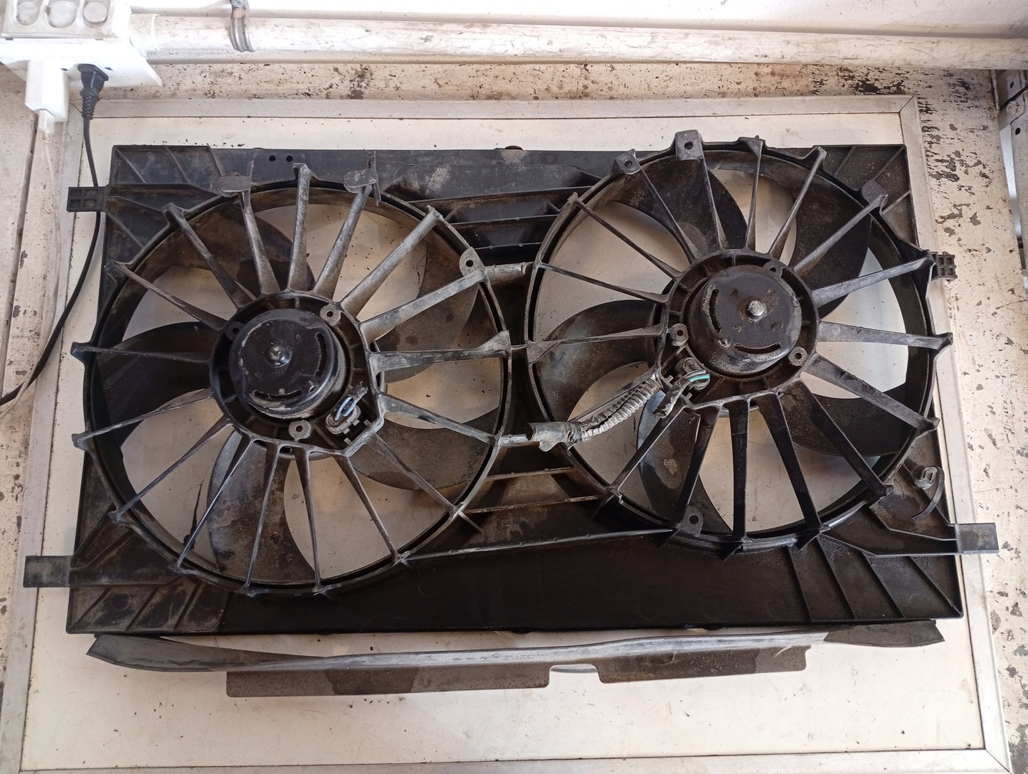 Electroventilador Doble Dodge Caliber 2.0 2005 2012