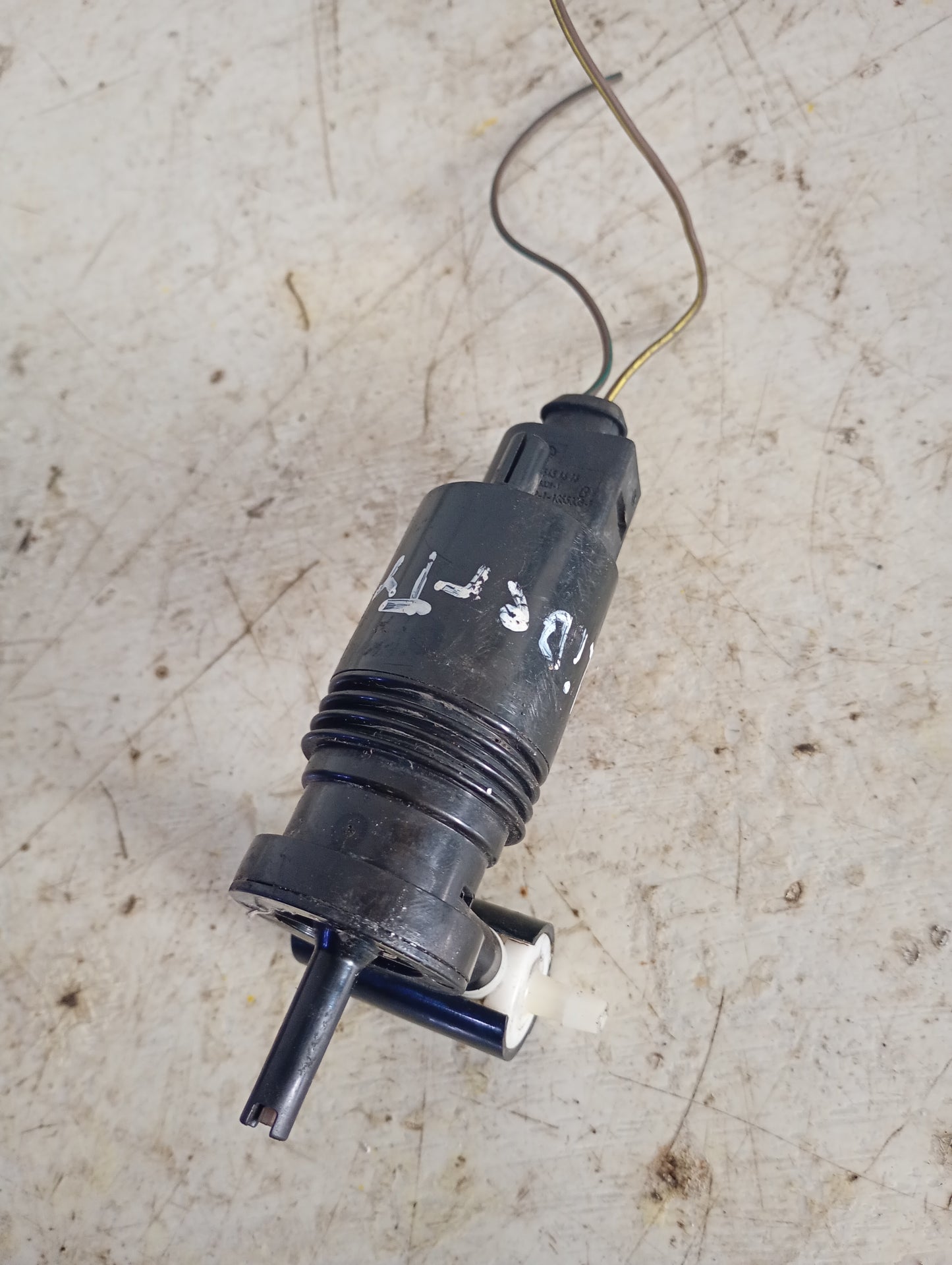 Bomba Limpia Parabrisas Jeep Liberty