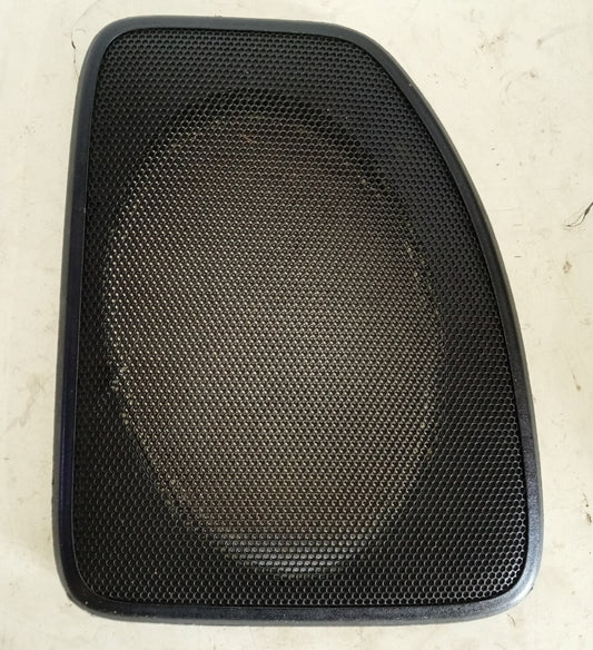 Tapa Corneta Trasera Toyota Yaris 2006 2011