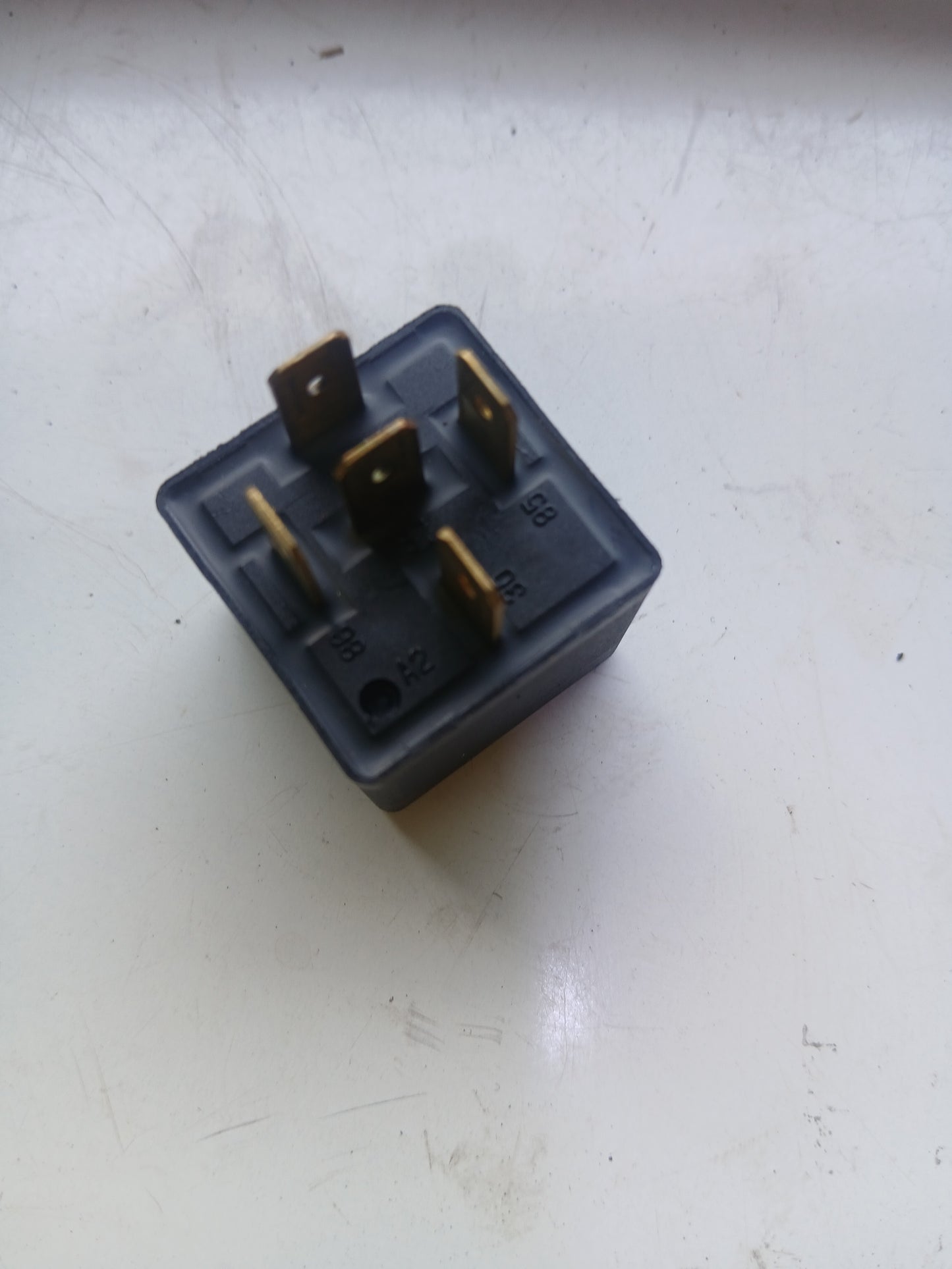Rele Relay 5 Patas Negro 12V