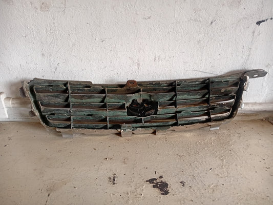 Parrilla Delantera Frontal Toyota Camry 2000 2001