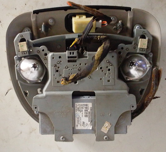 Lampara Techo Mando Puerta Y Ventana Dodge Caravan 2004 2007