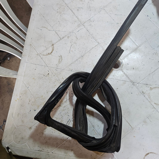 Goma Vidrio Puerta Honda CRV 2002 2006