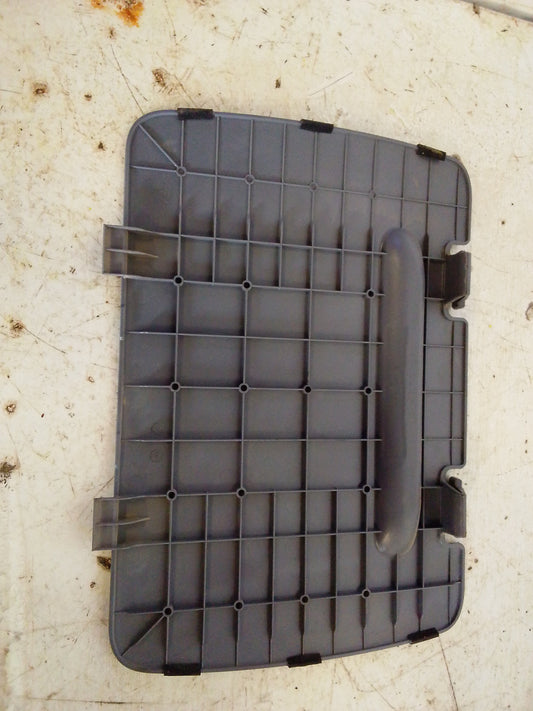 Tapa gato Maleta Toyota Rav4 2006